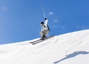 PG游戏APP-西决生死战焦点战，比利时防守锁死威尔士的战术密码