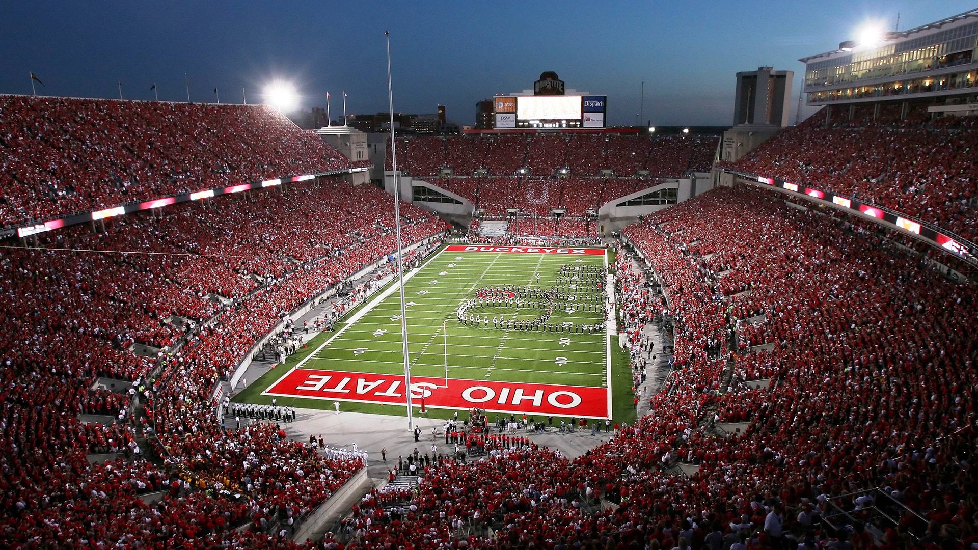 赛道上的戏剧性逆转,威廉姆斯绝地反击,维斯塔潘展现王者风范